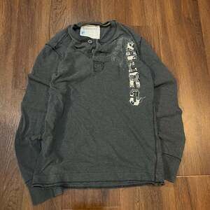 Aeropostale Men's Long Sleeve Graphic Henley Shirt Charcoal Grey Size XS